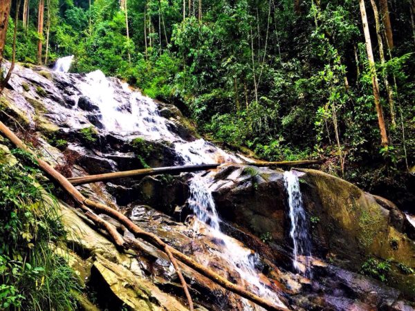 Weekend at Kanching waterfalls near Kuala Lumpur - Driftsoul